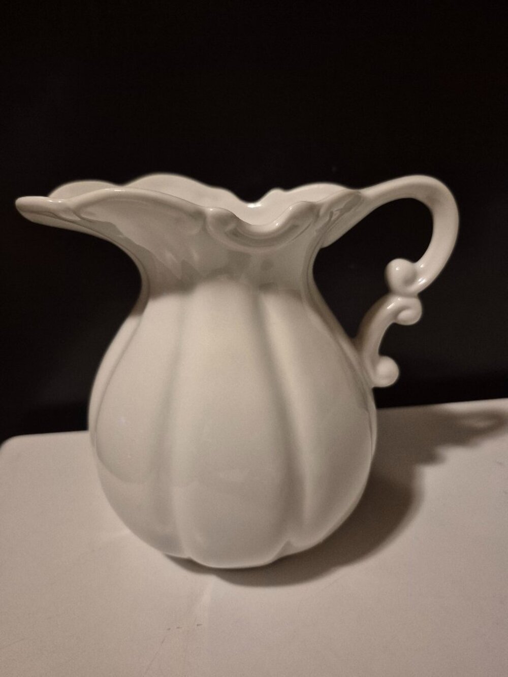 VINTAGE WHITE CERAMIC OR IRONSTONE CREAMER PITCHER